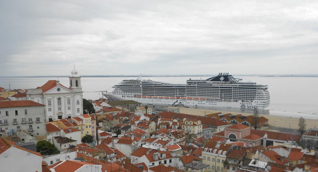 Apartamento Alfama 28 Lisbon Bagian luar foto